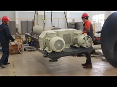 디캔터 원심 분리기