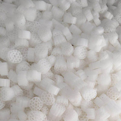 MBBR는 베드 충전기 k1k2k3 에어레이션 탱크 도막 문화 생물학적 캐리어 하수 처리 필터 소재를 유체화했습니다