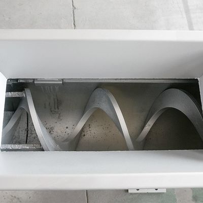 장비를 운반하는 5t/h 수평선상 탄소강 스크류 건베이어 곡물 찌꺼기