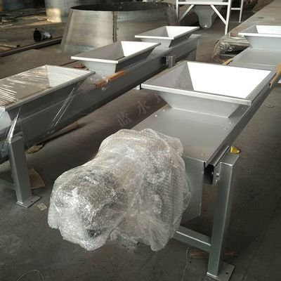 장비를 운반한 10t/h 샤프트리스 스크류 건베이어 304 스테인레스 강 찌꺼기와 탄 재