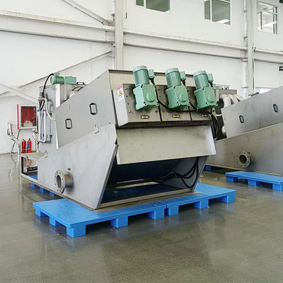 20m3/H 기계 농가를 탈수하는 나선형 찌꺼기는 오니 처리 장치에 비료를 줍니다