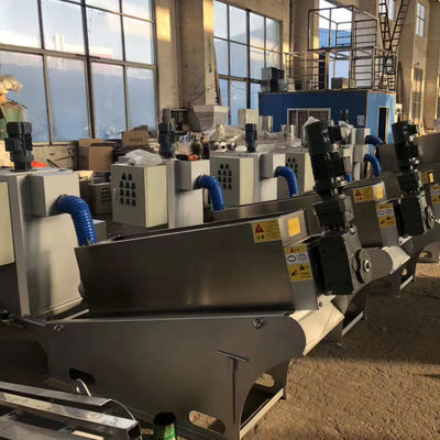 화학 공장을 위한 50m3/H 추진기프레스 찌꺼기 탈수 기계