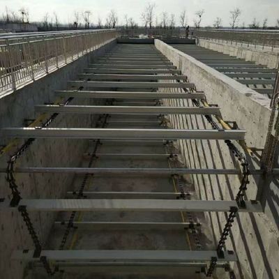 찌꺼기 침강 탱크에서 비 금속성 체인 슬러지 스크레이퍼