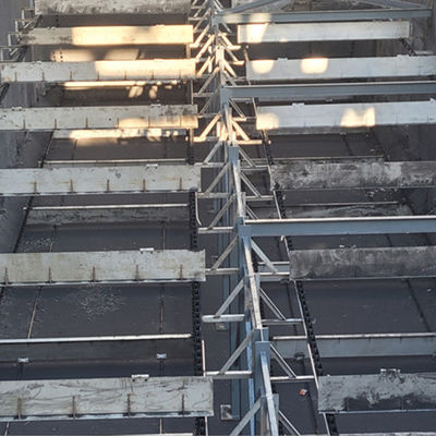 침강 탱크를 위한 SS 체인 견인 머드 스크레이퍼 체인 플레이트 슬러지 스크레이퍼