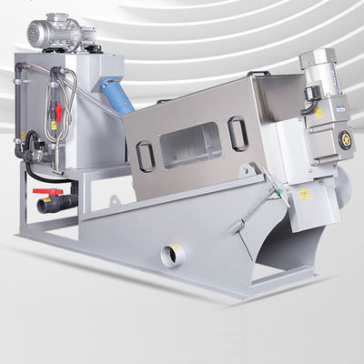 장비  30-50kg/h를 탈수하는 가득 찬 자동 304SS 나선형 찌꺼기