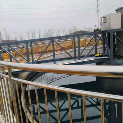 오수 처리장을 출력하기 위한 120Volt 중심 구동장치 찌꺼기 스크레이퍼 시스템