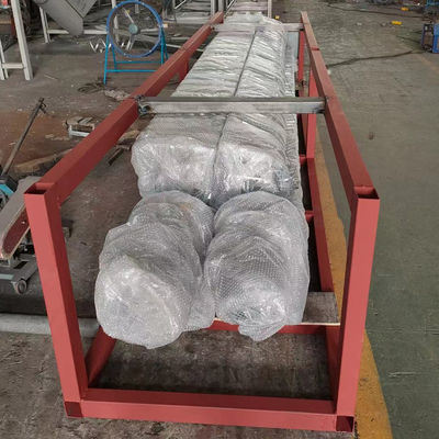 탄소강 샤프트리스 스크류 콘베이어  아디제이수테이블 속도는 1~100m을 특화했습니다