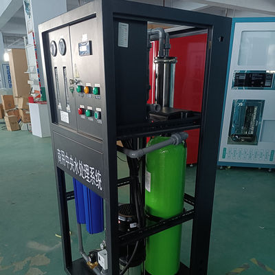 특화 250LPH는 침투 수계 국내 수신 전용 물 정제 장치를 역으로 돌립니다