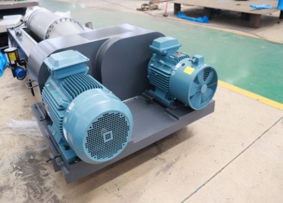 오일 및 산업 폐수를 위한 수평 데칸터 원심분리기