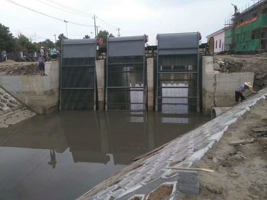 강 펌프장에 사용되는 수질 관리 기계식 바 스크린