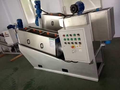 합금강 슬러지 탈수 장치