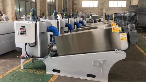 1.5m3/h 멀티 플레이트 스크류 프레스