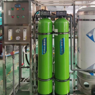 파열 모델들 1000L/H 산업적 역침투장비 SS304